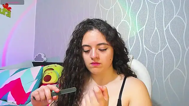 AshleyKim  online show from February 12, 12:16 am