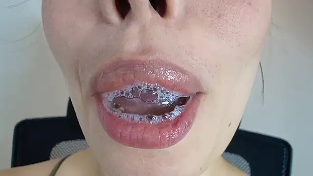 lisbet21x online show from November 25, 3:23 pm