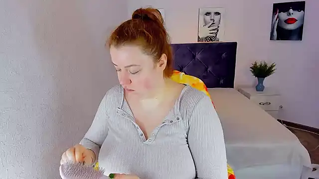 PolinaSalvatore online show from January 3, 7:38 am