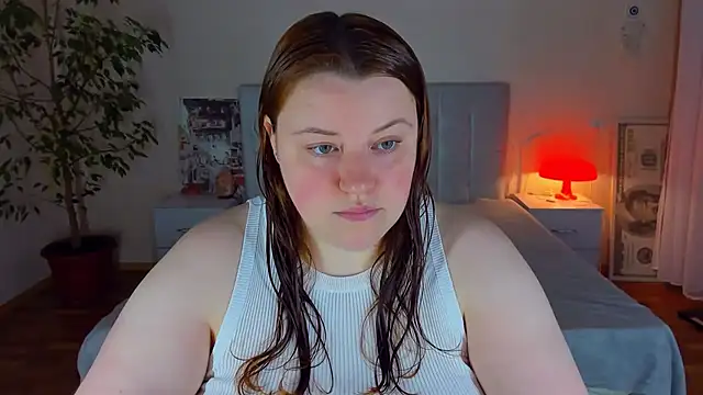 Snapshot of PolinaSalvatore chatting on May 21, 4:58 pm PolinaSalvatore online show from May 21, 4:58 pm