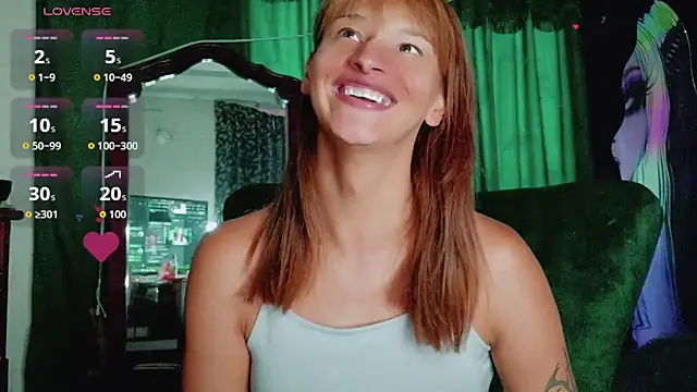 Snapshot of Summer_XO chatting on May 23, 5:39 pm Summer XO online show from May 23, 5:39 pm