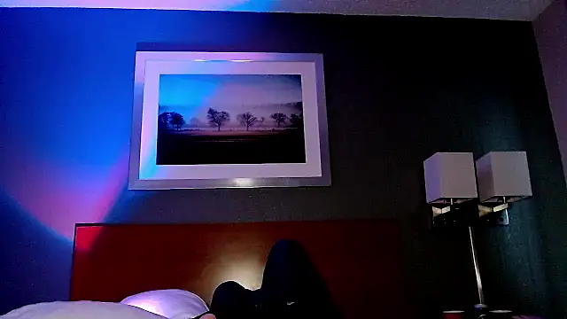 Snarfle82 online show from December 18, 5:30 pm