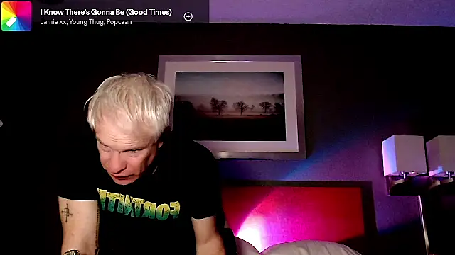 Snarfle82 online show from December 22, 10:56 am