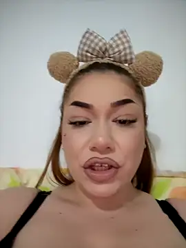 Snapshot of Ella_sweety chatting on July 9, 7:51 pm Ella sweety online show from July 9, 7:51 pm