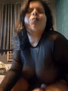 Snapshot of niCuNin chatting on October 14, 4:02 am niCuNin online show from October 14, 4:02 am