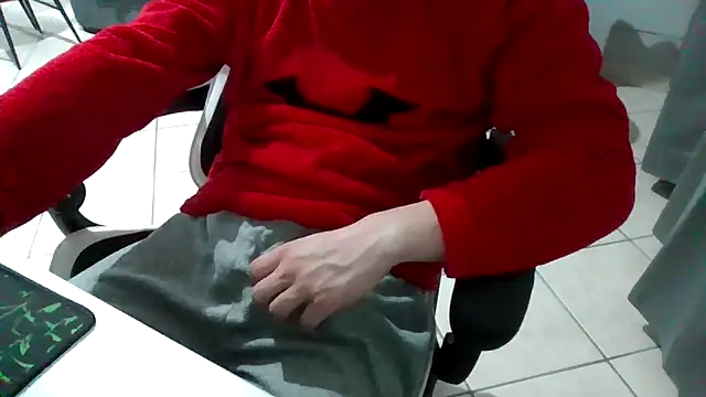 Snapshot of simoninside25 chatting on September 25, 8:34 pm simoninside25 online show from September 25, 8:34 pm