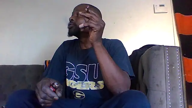 Snapshot of Daddy_hook chatting on February 24, 11:14 pm Daddy hook online show from February 24, 11:14 pm