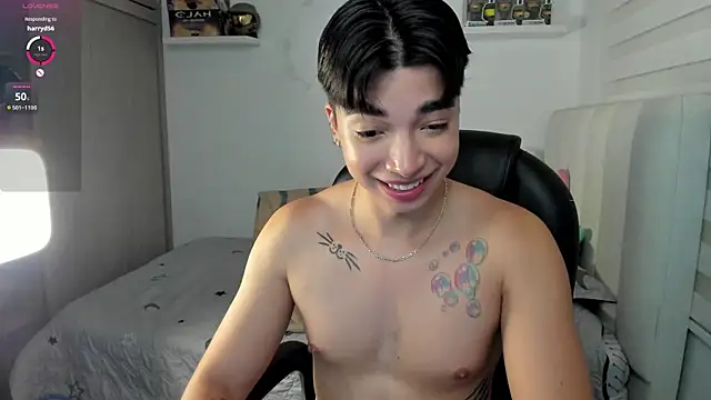 santy7v7 online show from November 27, 1:24 pm