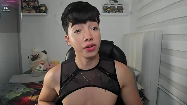 santy7v7 online show from March 15, 1:39 pm