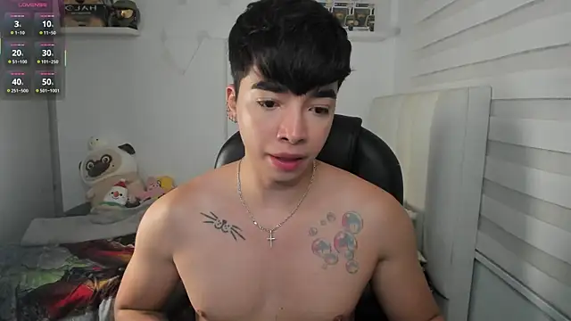 santy7v7 online show from March 17, 1:25 pm