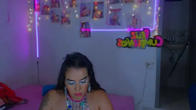 sweet vanessa 22 online show from January 25, 6:55 am