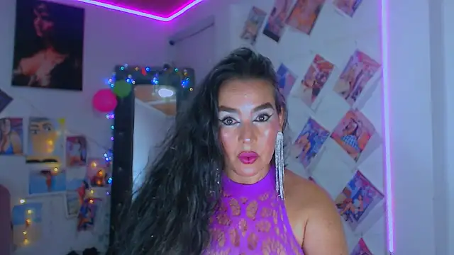 sweet vanessa 22 online show from February 7, 4:05 am