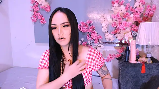 Oriental Tiara online show from December 5, 4:36 pm