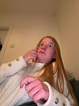 Snapshot of jannis1992 chatting on June 24, 4:11 am jannis1992 online show from June 24, 4:11 am