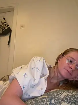 Snapshot of jannis1992 chatting on July 18, 3:54 am jannis1992 online show from July 18, 3:54 am