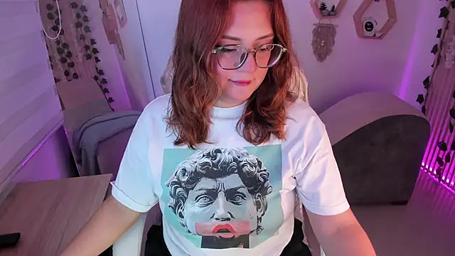 paulinacostello online show from February 22, 1:35 pm