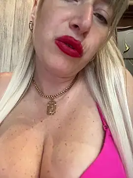 Kittenforyou online show from June 6, 11:59 am