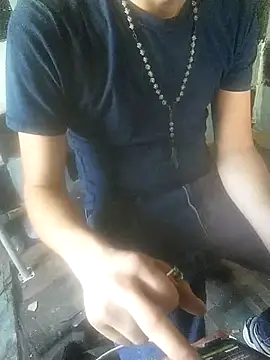 Wero4200 online show from June 15, 5:48 pm