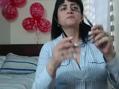 Snapshot of ISABEEL_SOFIA01 chatting on February 19, 9:03 pm ISABEEL SOFIA01 online show from February 19, 9:03 pm