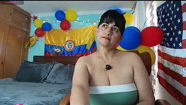 ISABEEL SOFIA01 online show from July 9, 8:02 pm