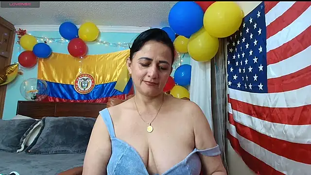 ISABEEL SOFIA01 online show from July 11, 12:13 am
