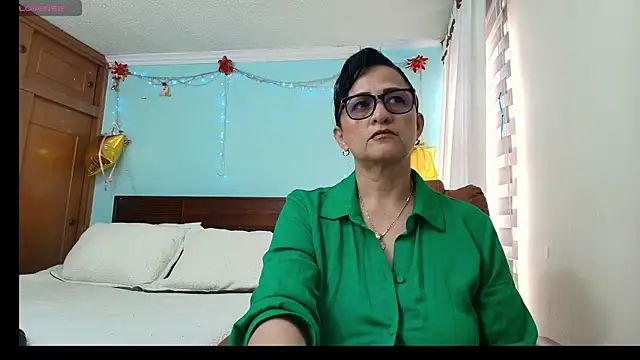 ISABEEL SOFIA01 online show from July 18, 7:39 pm