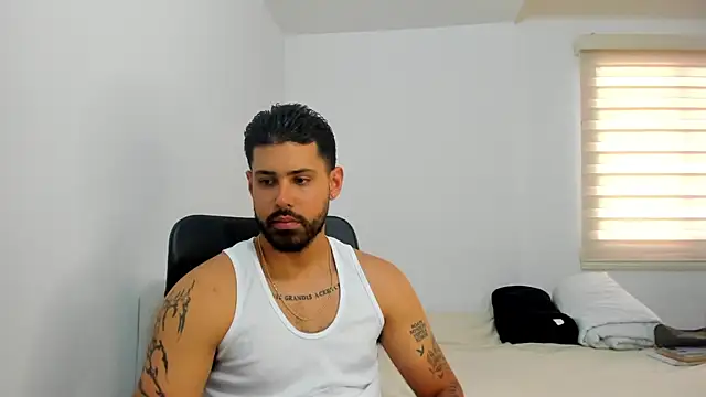 Snapshot of Justyn_Torres chatting on September 10, 10:21 pm Justyn Torres online show from September 10, 10:21 pm