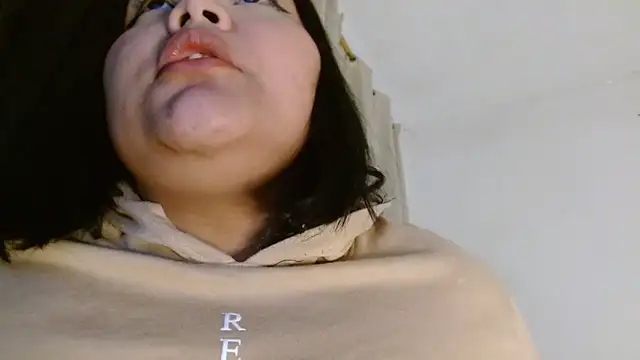 sexychubby    online show from January 5, 12:09 am