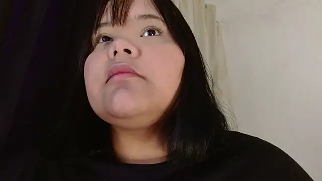 sexychubby    online show from January 12, 5:33 pm