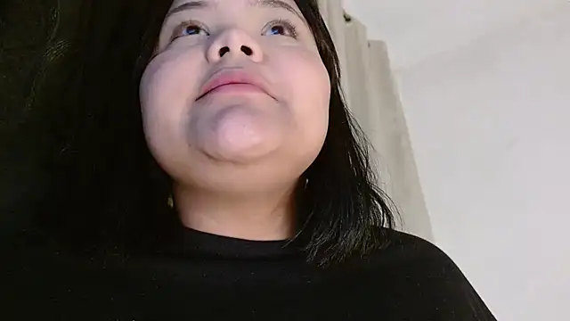 sexychubby    online show from January 13, 1:02 am