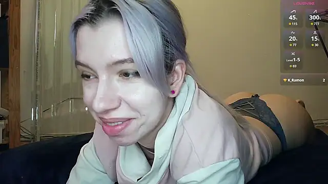 Snapshot of cruellagoth666 chatting on June 9, 12:06 pm cruellagoth666 online show from June 9, 12:06 pm