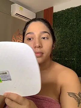 Amandanauty online show from December 12, 9:04 pm