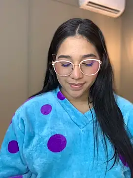 Amandanauty online show from December 15, 8:19 am