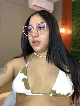 Amandanauty online show from December 21, 6:09 am