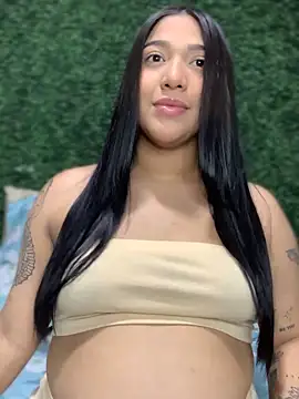 Amandanauty online show from February 7, 8:20 pm