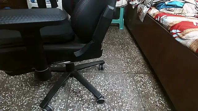 indianboy894 online show from November 29, 12:19 pm