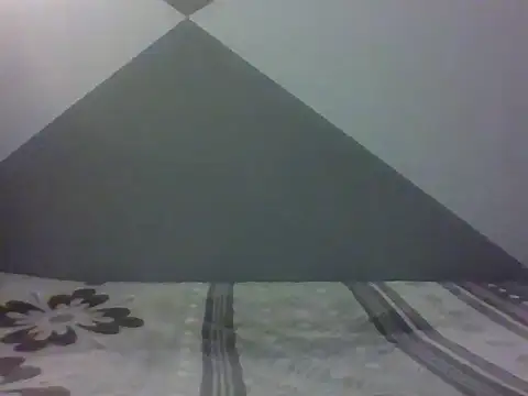Snapshot of aroj95 chatting on April 14, 12:38 am aroj95 online show from April 14, 12:38 am