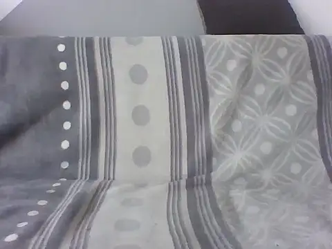 Snapshot of aroj95 chatting on July 14, 1:50 pm aroj95 online show from July 14, 1:50 pm