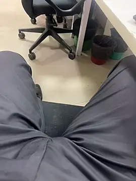 Snapshot of Bareilly_Boy1 chatting on February 10, 11:36 am Bareilly Boy1 online show from February 10, 11:36 am