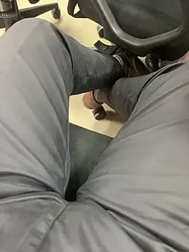 Snapshot of Bareilly_Boy1 chatting on February 25, 1:28 pm Bareilly Boy1 online show from February 25, 1:28 pm