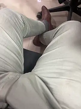 Snapshot of Bareilly_Boy1 chatting on February 26, 1:19 pm Bareilly Boy1 online show from February 26, 1:19 pm