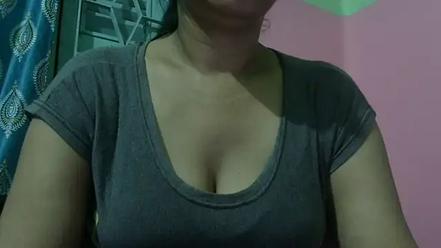 Snapshot of AVNI09- chatting on May 12, 5:10 pm AVNI09- online show from May 12, 5:10 pm