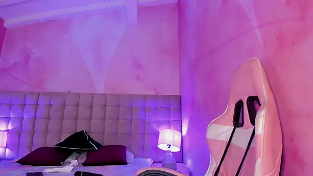 IvySanders1 online show from January 8, 6:20 am