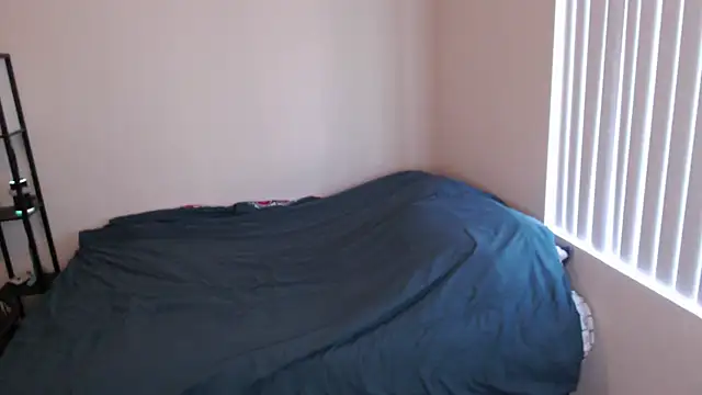 alexiajames99 online show from March 7, 10:10 pm