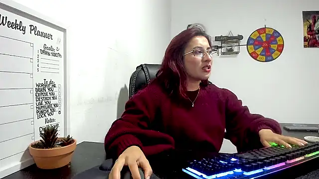 Snapshot of Scarlett_Sen chatting on December 13, 2:38 pm Scarlett Sen online show from December 13, 2:38 pm