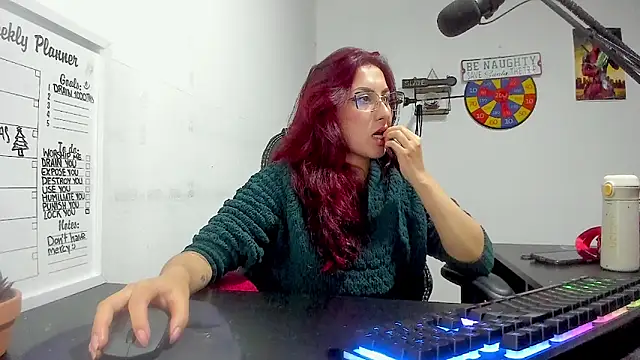 Snapshot of Scarlett_Sen chatting on December 19, 4:13 pm Scarlett Sen online show from December 19, 4:13 pm