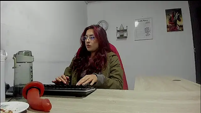 Snapshot of Scarlett_Sen chatting on February 18, 3:43 pm Scarlett Sen online show from February 18, 3:43 pm