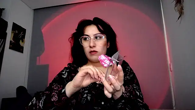 Snapshot of Scarlett_Sen chatting on October 24, 2:35 pm Scarlett Sen online show from October 24, 2:35 pm