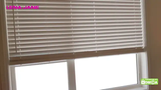 Snapshot of Lenajane__xx chatting on December 22, 8:25 pm Lenajane xx online show from December 22, 8:25 pm