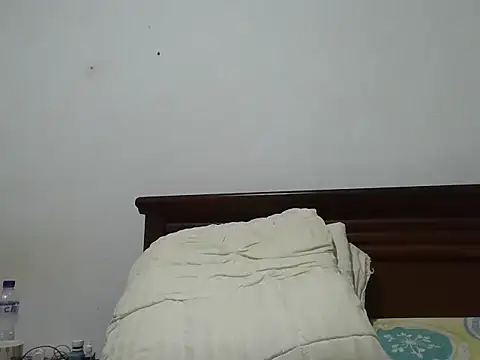 Snapshot of x-sebastian chatting on October 27, 1:20 am x-sebastian online show from October 27, 1:20 am